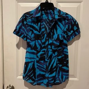 Express. Sz small, short sleeve v-neck button down.